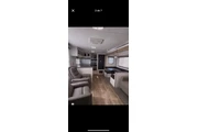 $1100 : Rento traila thumbnail