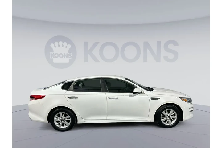 $12939 : Kia Optima 2018 LX 4dr Sedan image 6