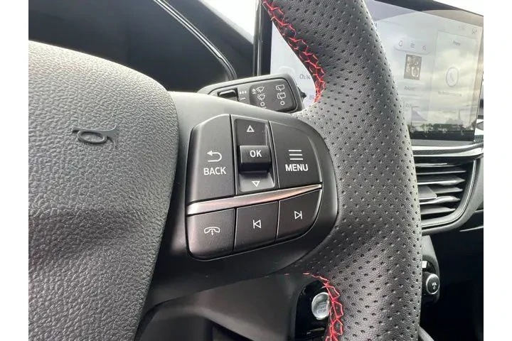 $24535 : Ford Escape 2023 AWD ST-Line image 10