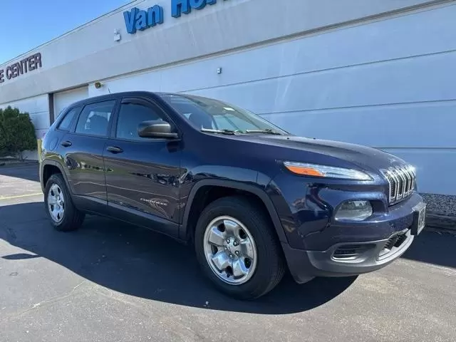 $9693 : Pre-Owned 2014 Cherokee Sport image 1