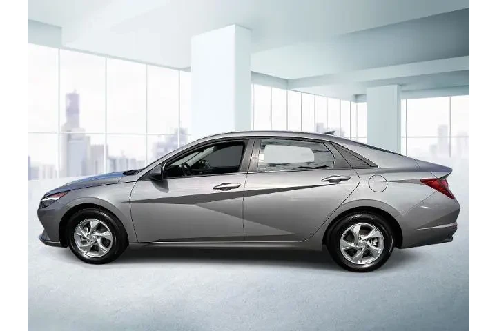 $16999 : Hyundai ELANTRA 2023 SE 4dr image 2