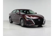 Nissan Altima 2023 2.5 SV 4d en Hialeah
