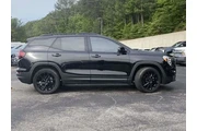 $25990 : GMC Terrain 2023 SLT 4dr SUV thumbnail