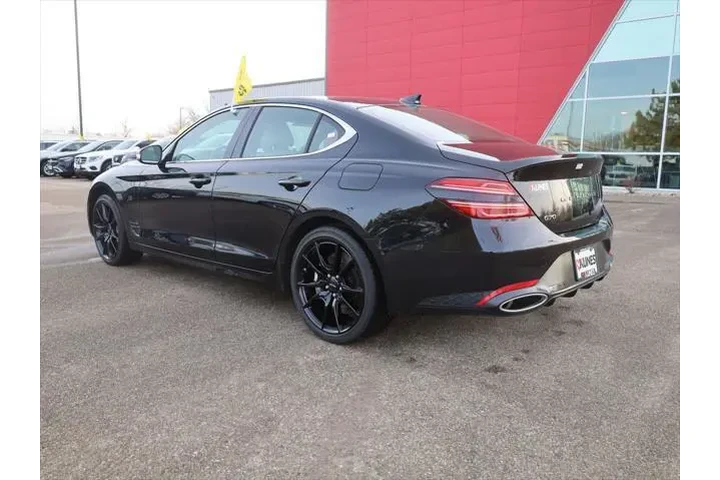 $30377 : Genesis G70 2025 2.5T Standa image 7