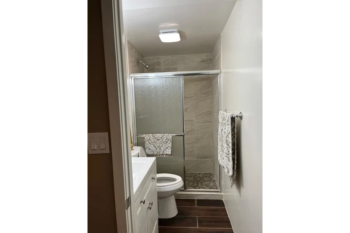 $2800 : Apartamento Estudiantil image 3