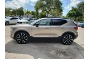 $35988 : Volvo XC40 2024 AWD B5 Ultim thumbnail