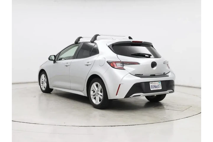 $22998 : Toyota Corolla Hatchback 202 image 2
