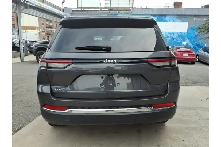 $22999 : Jeep Grand Cherokee 2023 4x4 image 6