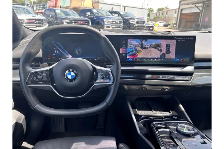 2024 BMW 530i I xDrive image 8