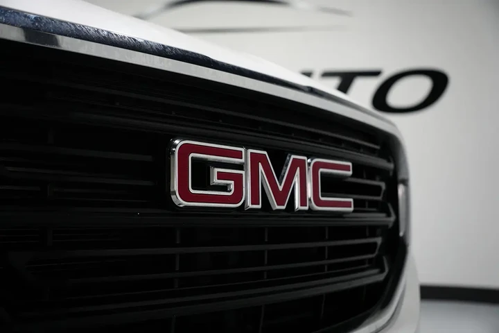 $14944 : 2020 Terrain SLE image 5