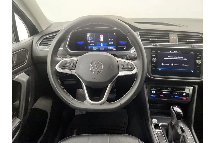 $22998 : Volkswagen Tiguan 2023 SE 4d image 10