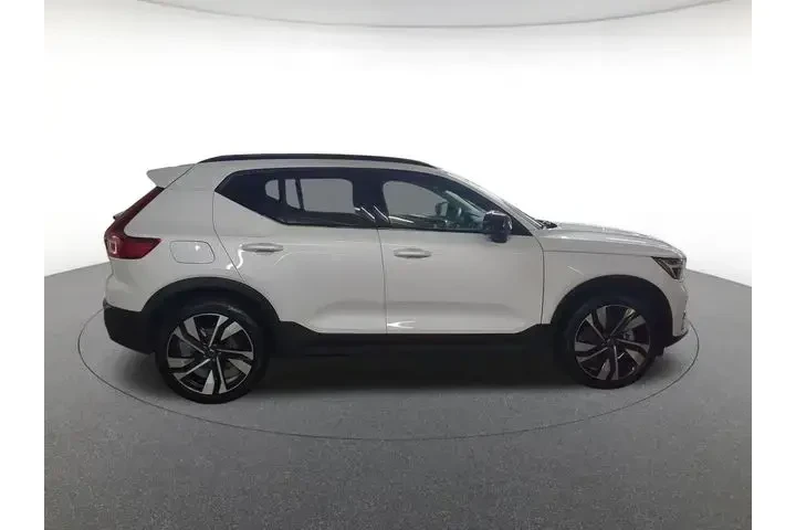 $33900 : Volvo XC40 2024 AWD B5 Ultim image 4