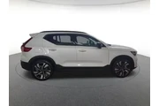 $33900 : Volvo XC40 2024 AWD B5 Ultim thumbnail