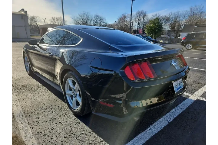 $12425 : Ford Mustang 2017 V6 2dr Fas image 5