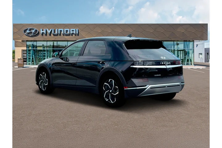 $27991 : Hyundai IONIQ 5 2024 SEL 4dr image 5