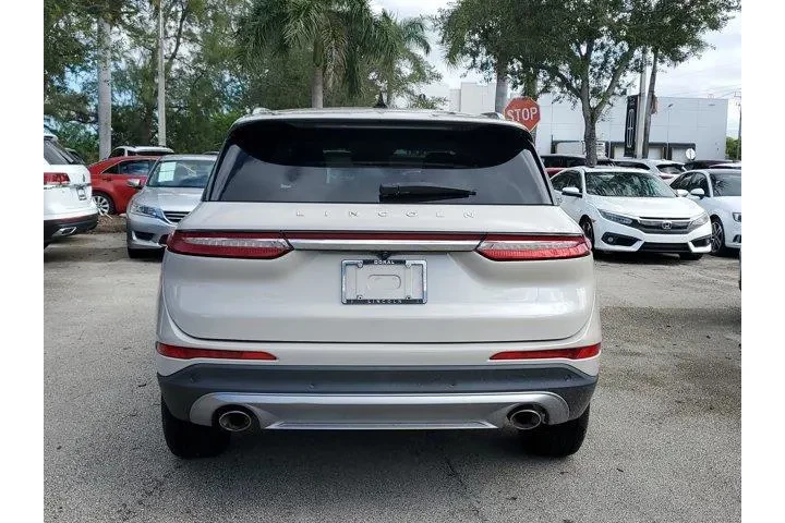 Lincoln Corsair 2021 Standar image 5