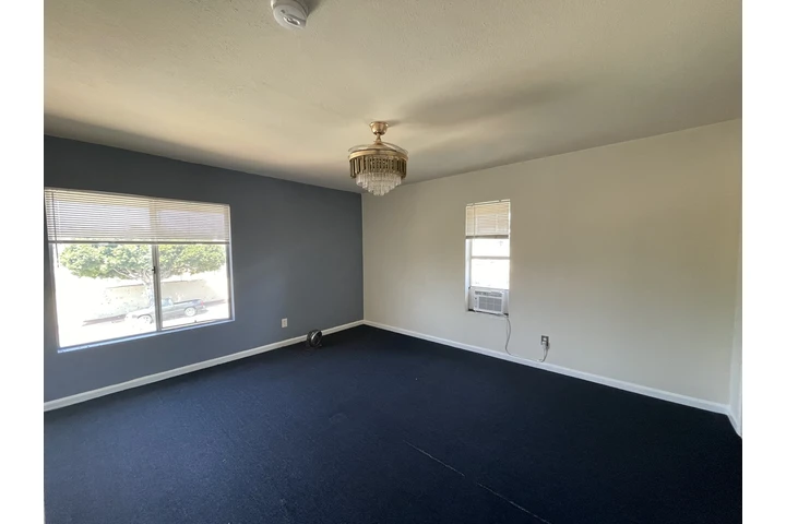 $2600 : Apartment Unit for rent image 4