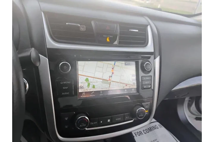$11850 : 2018 Altima 2.5 SL image 8