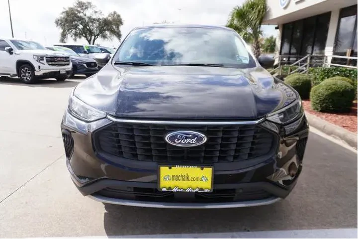$22788 : Ford Escape 2023 Active 4dr image 2