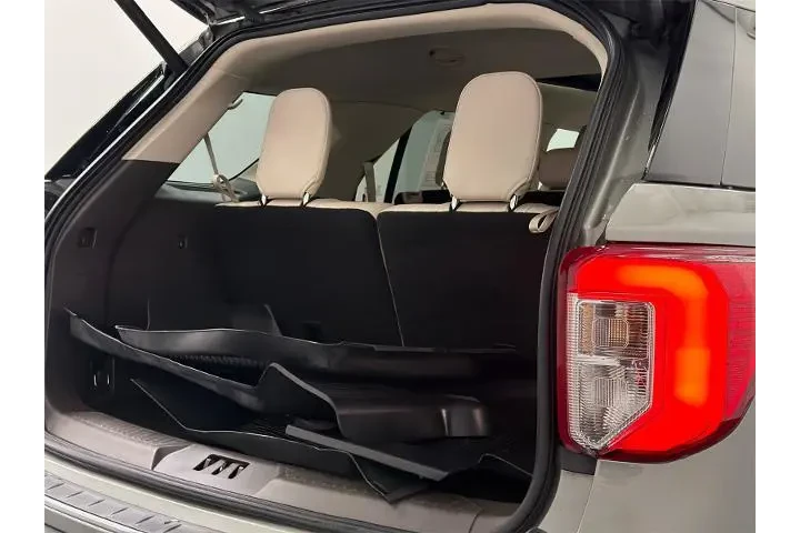 $27500 : Ford Explorer 2020 AWD Plati image 8