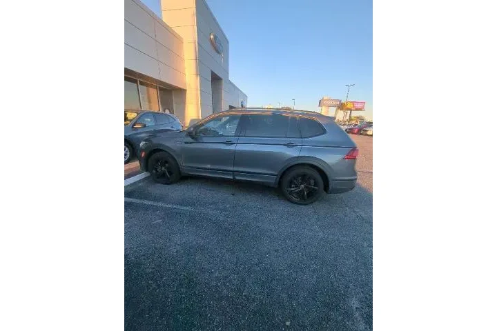$22829 : Volkswagen Tiguan 2023 SE R- image 6