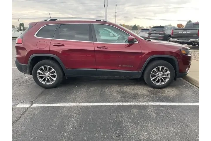 $15807 : Jeep Cherokee 2020 4x4 Latit image 6