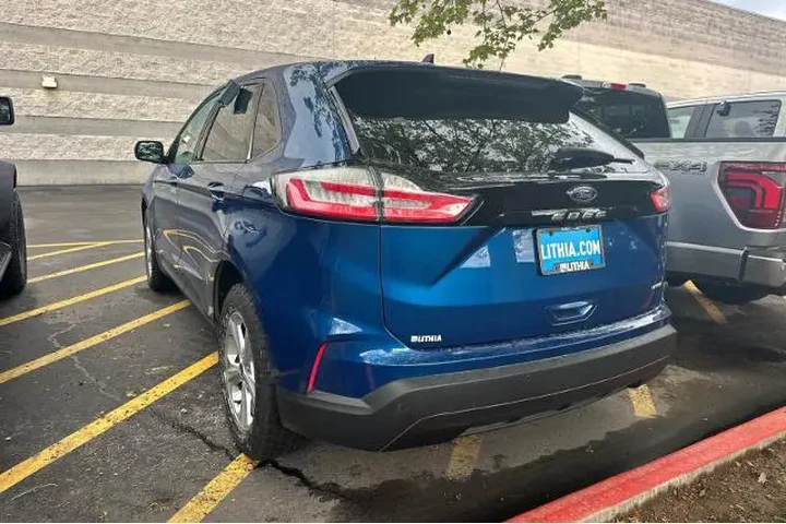 $17995 : Ford Edge 2022 AWD SE 4dr Cr image 6