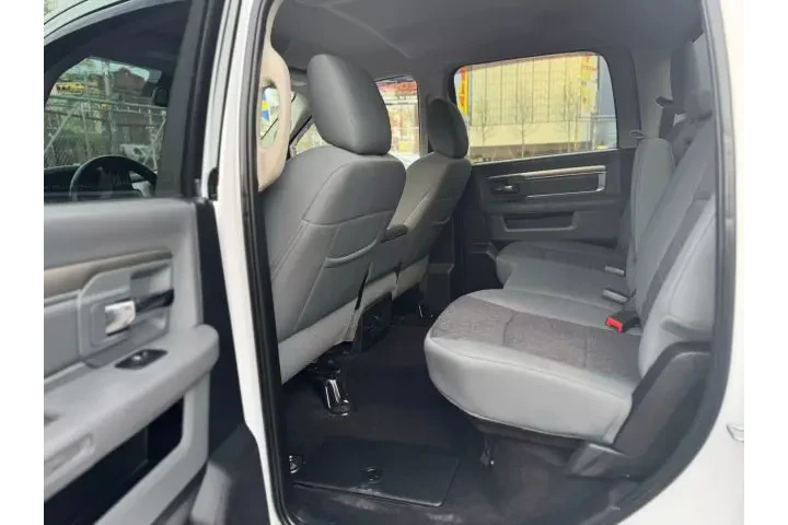 2015 RAM 1500 CREW CAB2015 RA image 8