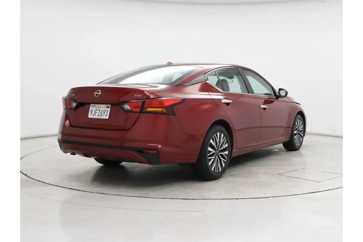 $18998 : Nissan Altima 2024 2.5 SV 4d image 8