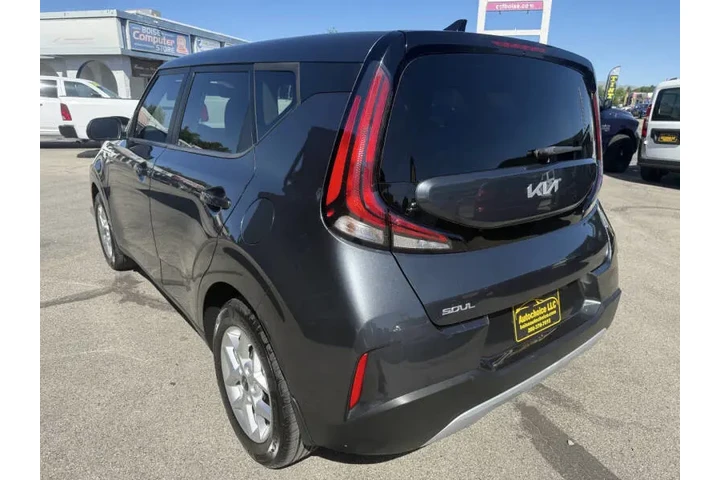 $14450 : 2023 Soul LX image 5