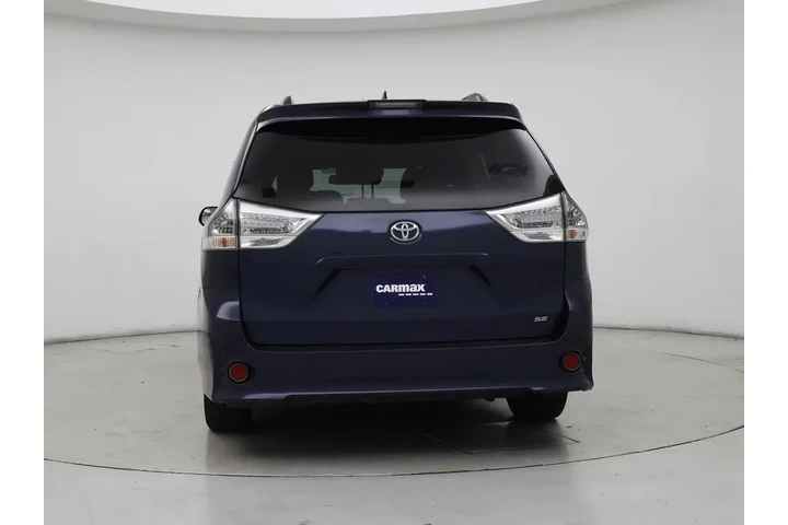 $25998 : Toyota Sienna 2018 SE 8-Pass image 6