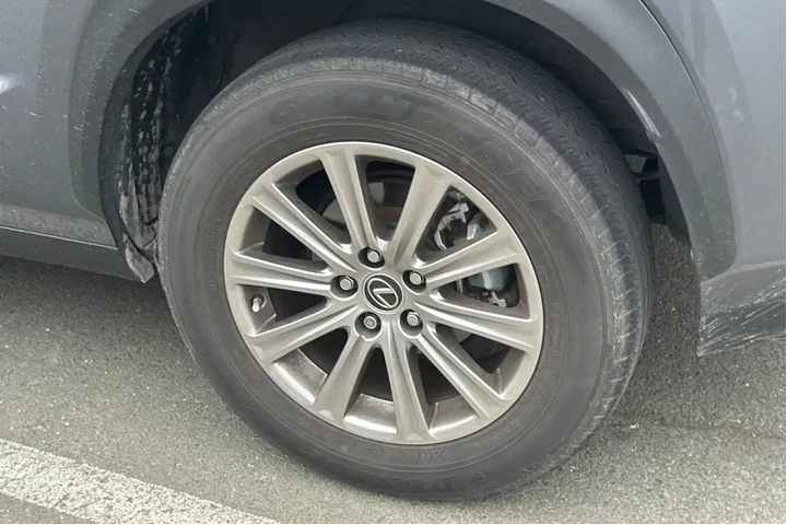 $28590 : Lexus NX 300 2021 AWD 4dr Cr image 7