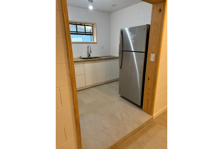 $1000 : STUDIO IN OCOEE image 4