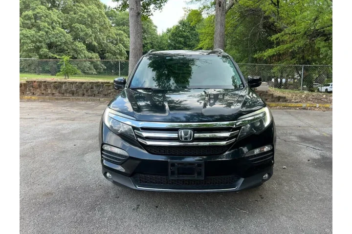 $16000 : 2017 Pilot Touring image 3