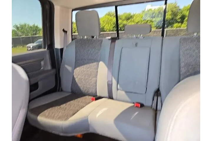 $18552 : Ram 1500 Classic 2019 4x2 Wa image 10