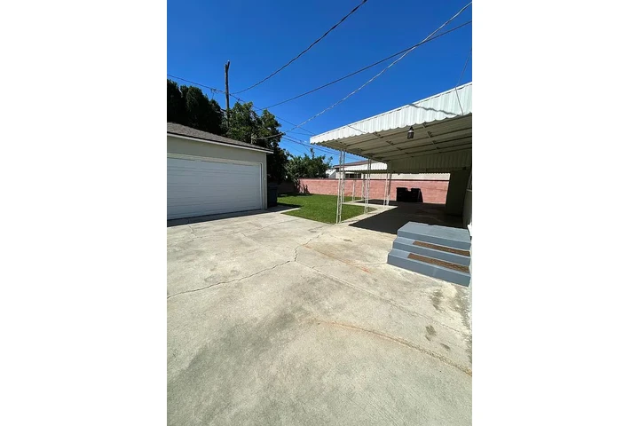 $1000 : Casa disponible en alquiler image 9