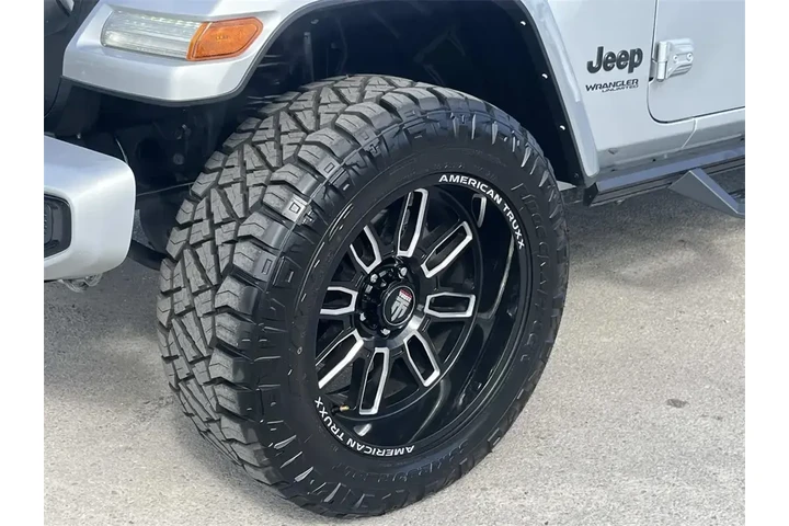 $37678 : Jeep Wrangler Unlimited 2022 image 9