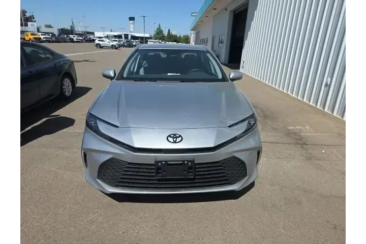 $34900 : Toyota Camry 2026 SE 4dr Sed image 2