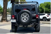 $19985 : Jeep Wrangler Unlimited 2016 thumbnail