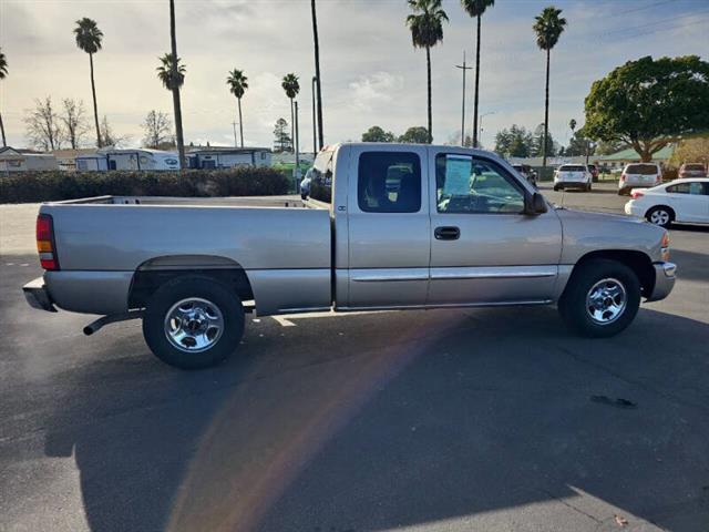 $12795 : 2003 GMC Sierra 1500 SLE image 5