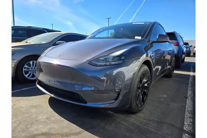 $35992 : Tesla Model Y 2023 AWD Long image 2