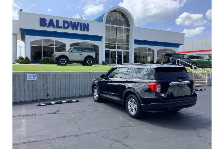 $35950 : Ford Explorer 2022 AWD XLT 4 image 5