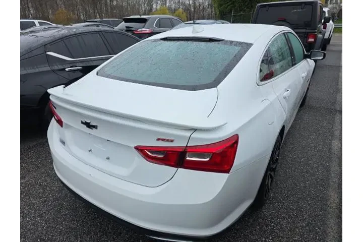 $19399 : Chevrolet Malibu 2022 RS 4dr image 4