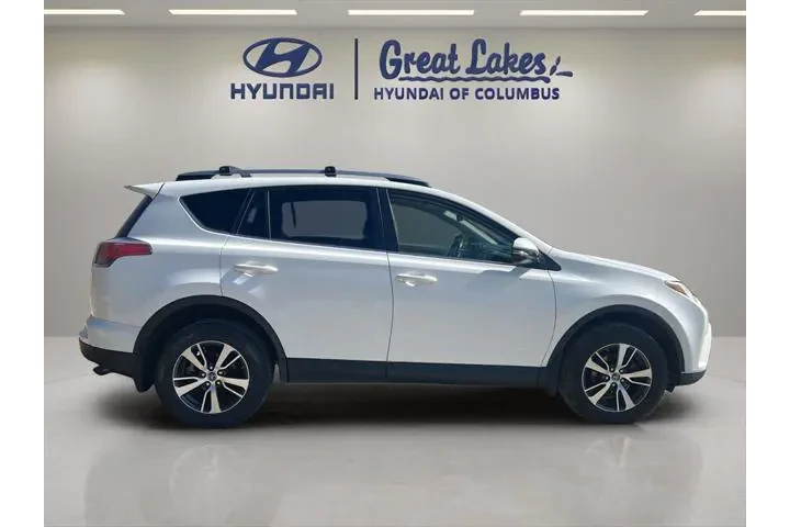 $15533 : Toyota RAV4 2017 AWD XLE 4dr image 6
