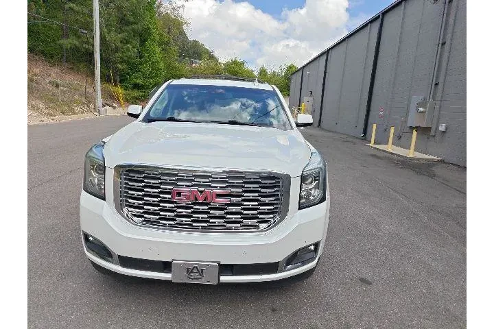 $30990 : GMC Yukon XL 2019 4x4 Denali image 7