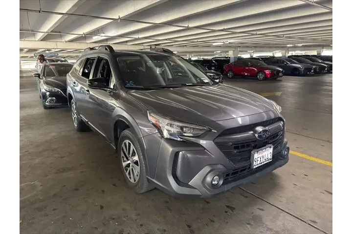 $25995 : Subaru Outback 2023 AWD Prem image 4