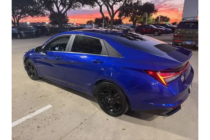 $21391 : Hyundai ELANTRA Hybrid 2022 image 4