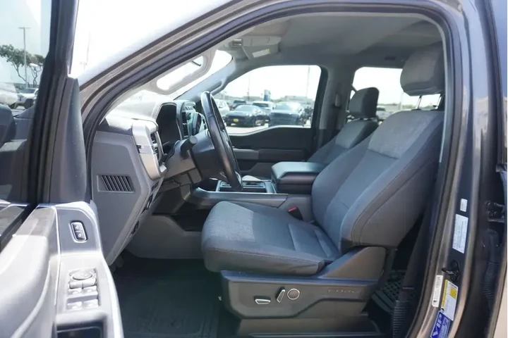 $32725 : Ford F-150 2021 4x2 XL 4dr S image 7