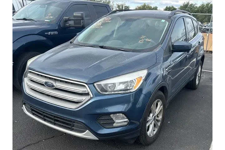 $10832 : Ford Escape 2018 SE 4dr SUV image 1