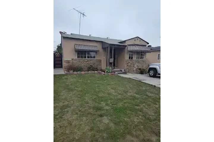 HERMOSA CASA EN SOUTHGATE image 2